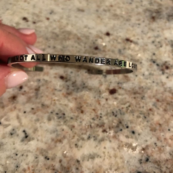 Silver mantraband "Not all who wander are lost" - Picture 3 of 3